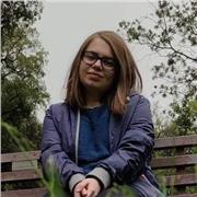 Laureata magistrale in Filologia moderna propone ripetizioni di materie umanistiche